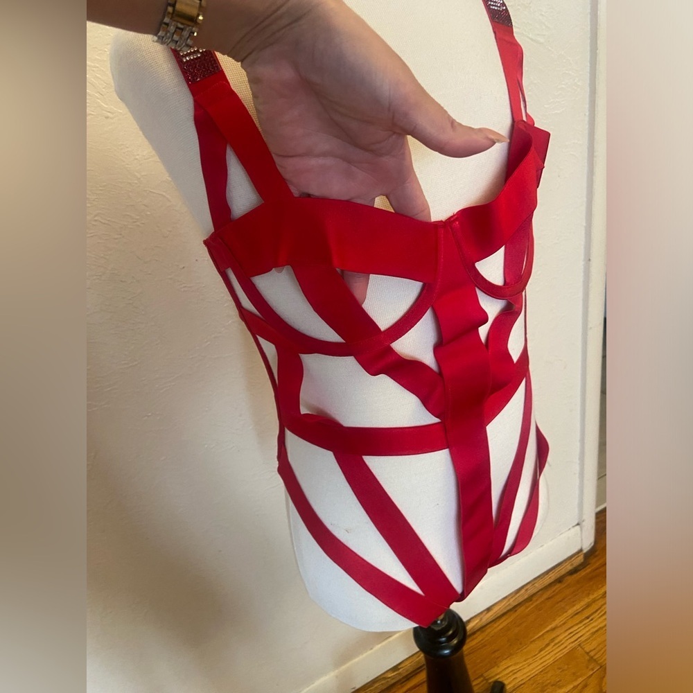 Victoria's Secret Shapewear Bodysuit with Geometric Cut-Outs - Picture 3 of 6